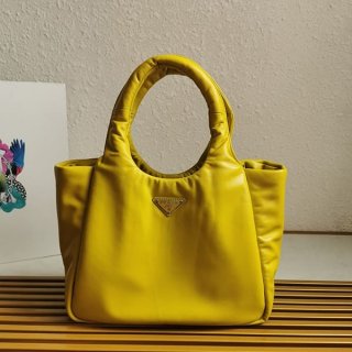 秋冬大セールプラダ ソフト パデッドナッパレザー ハンドバッグ 本物 puj30665