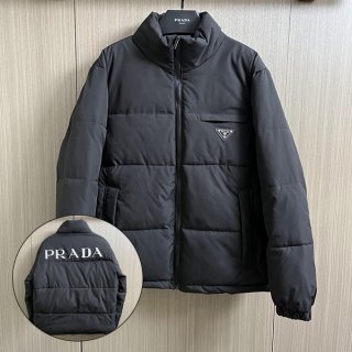 希少プラダ 本物 リナイロン 中綿 ダウンジャケット ブラック pux10681