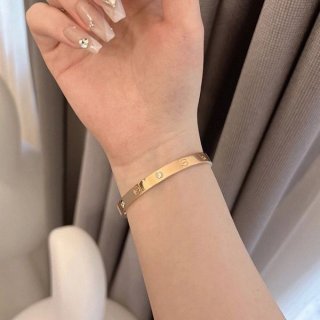 高品質カルティエ LOVE ブレスレット 本物 kal87671