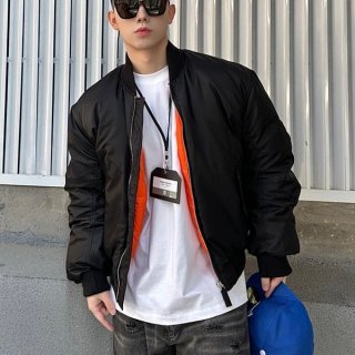 ギフトに最適プラダ Re-Nylon クロップド ダウンジャケット 本物 ショート pun54983