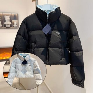 追跡付プラダ Re-Nylon クロップド ダウンジャケット 本物 2色 puh23438