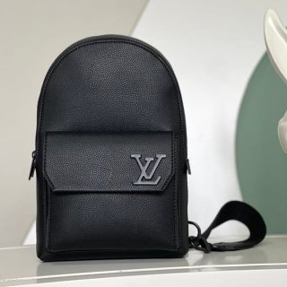 入手困難ルイヴィトン パイロット スリングバッグ ブラック 本物 M23736
