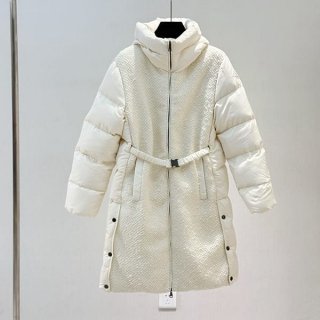 ギフトに最適モンクレール 本物 Caille カイユ ベルト付ハイネックロングダウンコート 31C0001559713