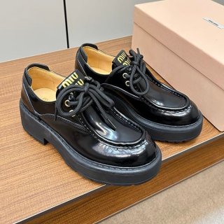 一目惚れミュウミュウ 本物 ローファー プラットフォーム レースアップ シューズ myw59217