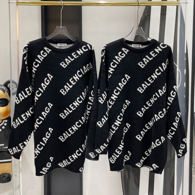 完売必至バレンシアガ 本物 Allover Logo セーター ニットウェア ブラック baf75877