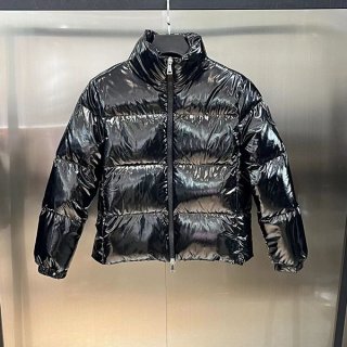 モンクレール 本物 レディースMeuseショートダウンジャケット mog94835