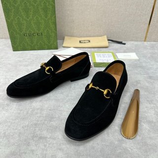 グッチ 本物 ジョーダン ホースビット スエード ローファー guo16796