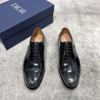 入手困難品！ディオール レザー ローファー 本物 dez36539