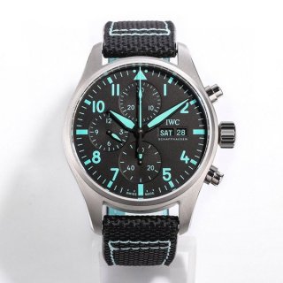 IWC パイロットウォッチ 本物 クロノ41 メルセデスAMG ペトロナスF1チーム Eブティック限定 iw388108
