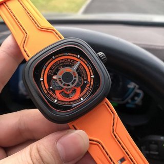 セブンフライデー 腕時計 本物 P3/07 KUKA III seb05308