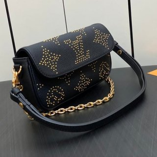 《大人気》ルイヴィトン 本物 ウォレットオンチェーン アイビー バッグ M82653