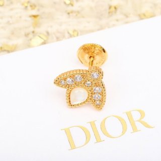 ディオール ローズ デ ヴァン ピアス 本物 dew54907