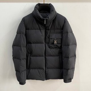 人気◇プラダ Re Nylon ダウンジャケット 本物 ロゴ 無地 puy45448
