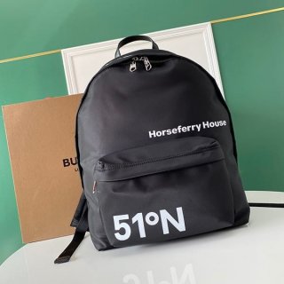人気急上昇バーバリー コーディネートプリントナイロン バックパック 本物 8064861