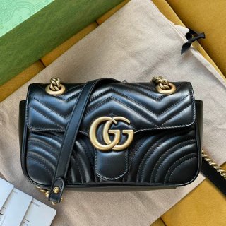 ☆超人気☆グッチ〔GGマーモント 本物〕キルティング スモール ショルダーバッグ gum90692