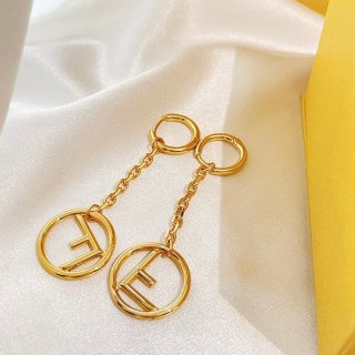 ★日本!!人気!フェンディ エフイズフェンディ コピー ラウンドピアス fey30984 ★日本!!人気!フェンディ エフイズフェンディ コピー ラウンドピアス fey30984