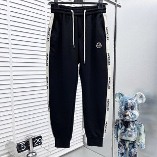 稀少 モンクレール スウェットパンツ 本物 ロゴパッチ mox19562