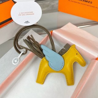 完売必至 エルメス 本物 ロデオ ペガサス PM チャーム アニオン×コットン erb91659