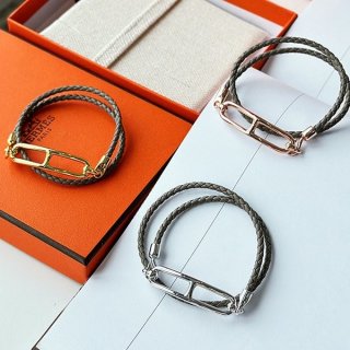 入手困難エルメス チョーカーにも ロウリス レザーダブルブレスレット本物 erk98359