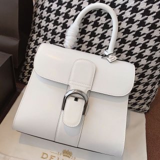 大人気！【デルボー ハンドバッグ 本物】ブリヨン Ivoryステッチ ミディアムハンドバッグ Deg55640
