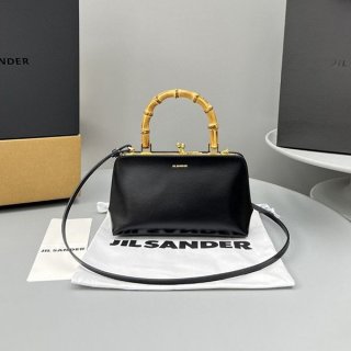 希少色ジルサンダー コピー ハンドバッグ ショルダーバッグ レザー Goji ミニ Jij85253 希少色ジルサンダー コピー ハンドバッグ ショルダーバッグ レザー Goji ミニ Jij85253