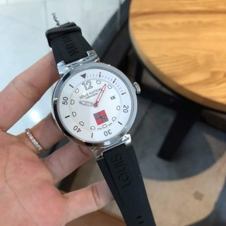 人気 ルイヴィトン 時計 本物 タンブール ストリート ダイバー 42mm vuv70434