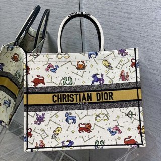 入手困難ディオール BOOK TOTE 本物 ジャルダン ディヴェール 花柄 刺繍 S M L dew17736