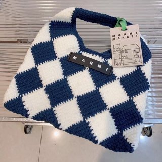 大人気!マルニマーケット 本物◇テックウール製 DIAMONDスモールバッグ ブルー mac05990