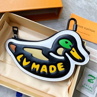 一目惚れルイヴィトン×NIGO 本物 マウンテンダッグ チャーム vuu77709