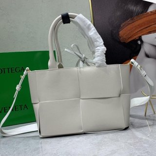 一目惚れボッテガヴェネタ ザアルコ トート 本物 2way ホワイト boh17076