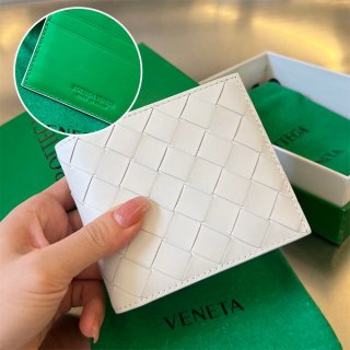 ボッテガヴェネタ 本物 イントレチャート 二つ折りウォレット box46937