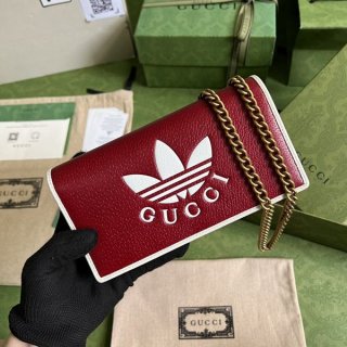超希少！アディダス×グッチ 本物 チェーン付き ウォレット ショルダーバッグ 621892 UZ3BG8847