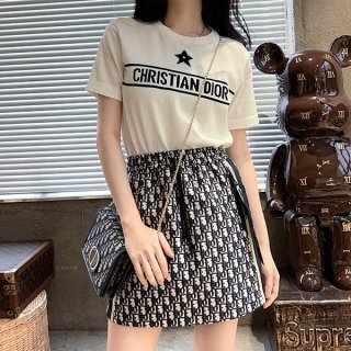 ラフでもお洒落に決まるディオール ロゴ入り コットン Tシャツ 本物 323T06A4414_X0200