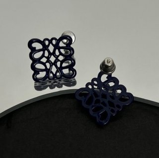 ロエベ Anagram アナグラム ピアス 本物 lov46908