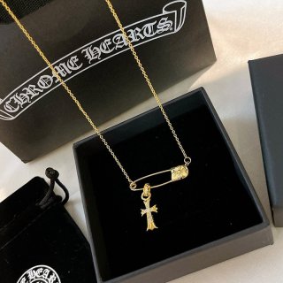 【限定カラー】【クロムハーツ ネックレス コピー】CHクロス 22K セーフティピン ゴールド Kub13317 【限定カラー】【クロムハーツ ネックレス コピー】CHクロス 22K セーフティピン ゴールド Kub13317