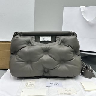 マルジェラ グラムスラム 本物 バッグ MM6 ミディアム Mad41402 マルジェラ グラムスラム 本物 バッグ MM6 ミディアム Mad41402