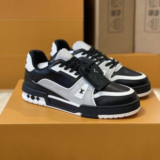 目を惹くカラー ルイヴィトン 本物 スニーカー LV トレーナー vuo01545