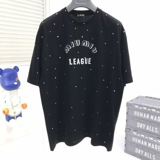 定番ミュウミュウ 本物 Leagueロゴ入りのアイコニックなTシャツ myl95744