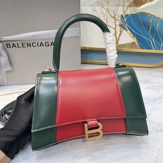 《大人気》即発 バレンシアガ グッチ 本物 スモールショルダーバッグ レザー 6816971D6WT3343