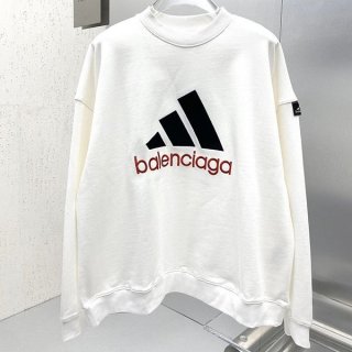 争奪戦バレンシアガ×アディダス パーカー 本物 bad09764
