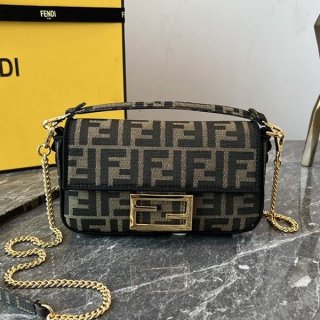 フェンディ バゲット 本物 ミニ ブラウンファブリック バッグ fey88741