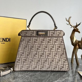 完売必至 フェンディ PEEKABOO X-TOTE トートバッグ コピー fed54722 完売必至 フェンディ PEEKABOO X-TOTE トートバッグ コピー fed54722