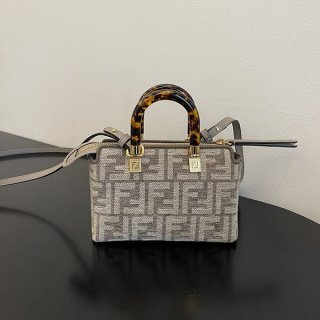 n級 おすすめ フェンディ ミニ バイ ザ ウェイ ダークグレー 本物 fet53871