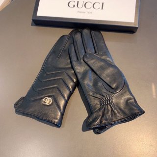 すぐ届く【グッチ 本物】〔GGマーモント〕シェブロン レザー グローブ gum76316