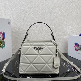 ☆超人気☆プラダ ロゴ ハンドバッグ ショルダーバッグ 本物 puf30026