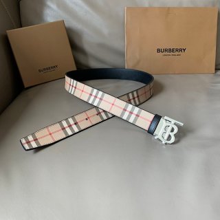 バーバリー リバーシブル ヴィンテージチェック ベルト コピー Bar51649 バーバリー リバーシブル ヴィンテージチェック ベルト コピー Bar51649