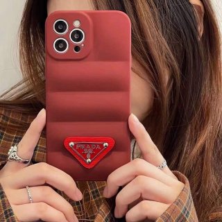 希少色 プラダ iPhoneケース コピー トライアングルロ iPhone12/13/proケース pum54136 希少色 プラダ iPhoneケース コピー トライアングルロ iPhone12/13/proケース pum54136