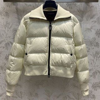 すぐ届く ルイヴィトン ショートダウンジャケット 本物 vuv18544
