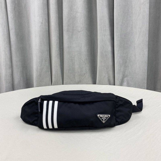 日本未入荷ブラック×アディダス 本物 コラボベルトパック pug57127