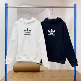 目を惹くカラーバレンシアガ アディダス コラボ 本物 キッズ パーカー フーディ 2色 bao95415